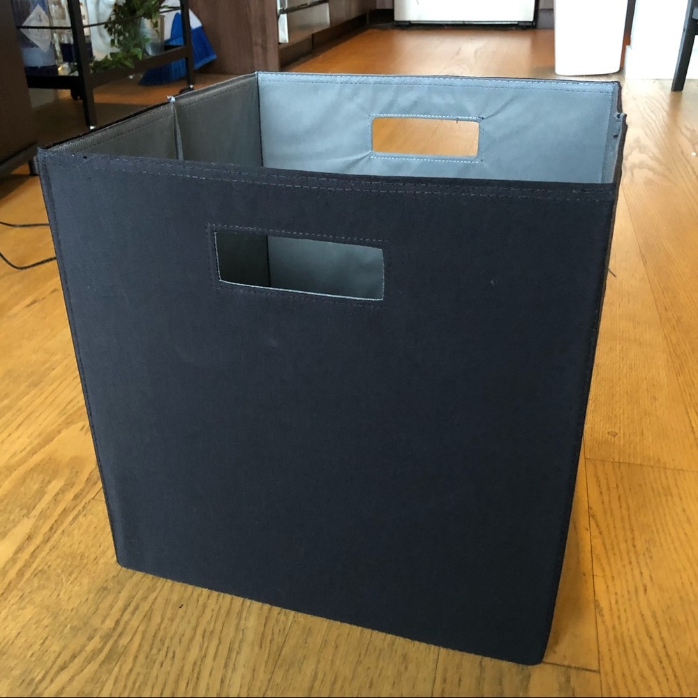 Box - Picture 3 of 3